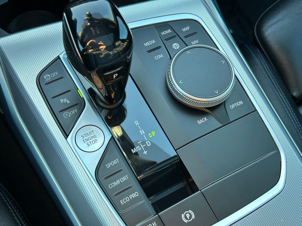 Thumbnail: 2021 BMW 3 Series - 27