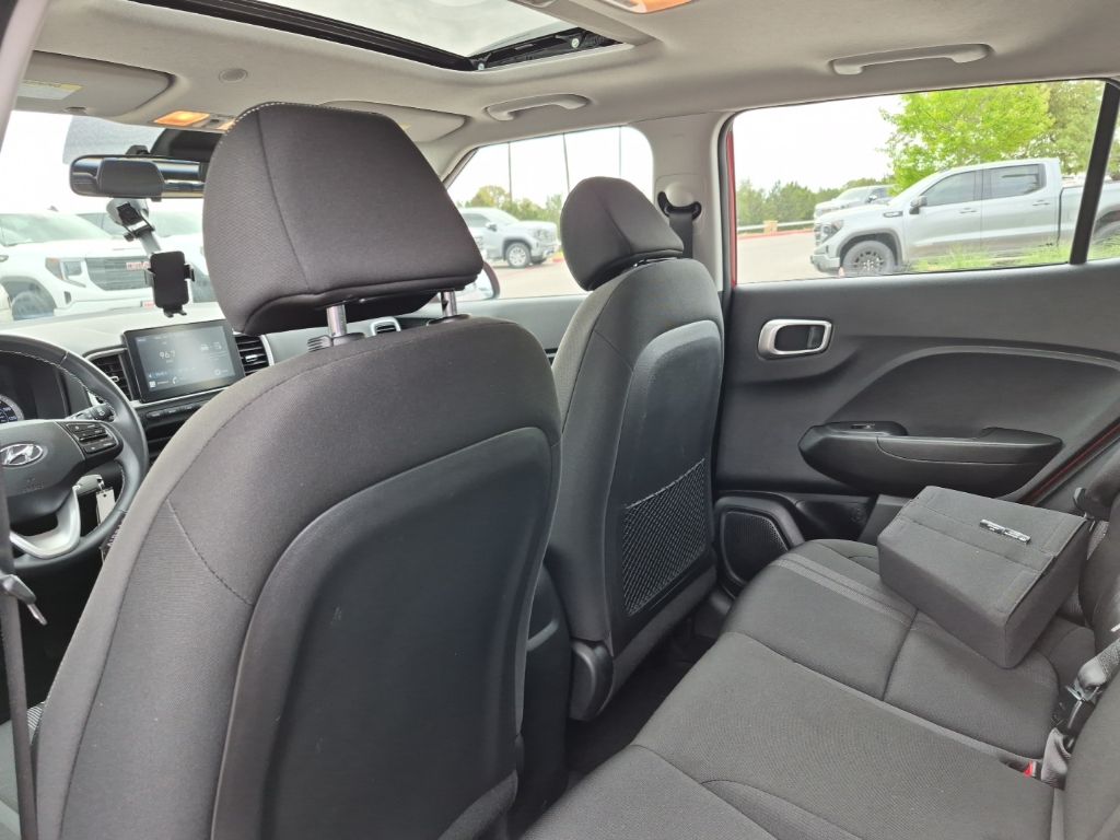 Used Car 2022 Hyundai Venue  Sel For Sale Under $20,000 In Austin, Texas