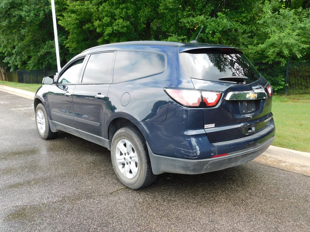 2015 Chevrolet Traverse LS 3