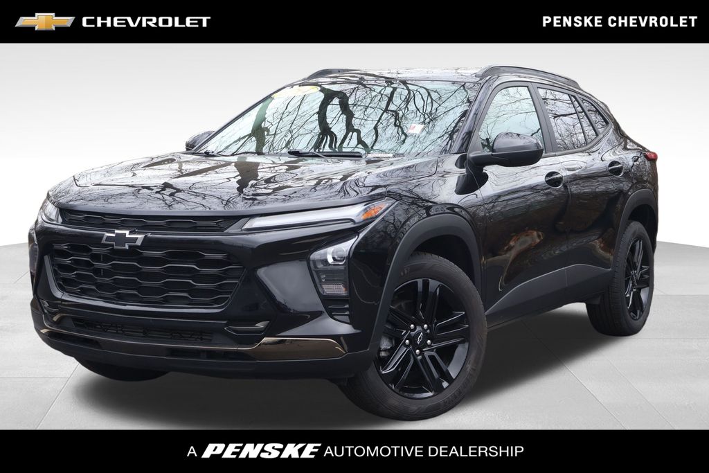 Thumbnail: 2024 Chevrolet Trax - 1