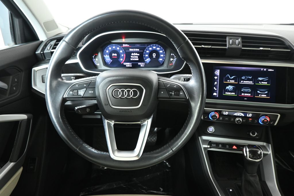 Thumbnail: 2019 Audi Q3 - 18