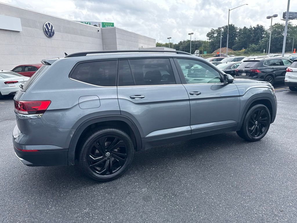 2023 Volkswagen Atlas 2.0T SE w/Technology Gray at Subaru and VW of Moon Township