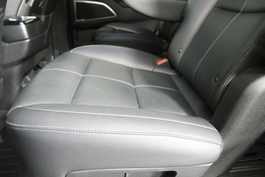 Thumbnail: 2023 Kia Telluride - 14