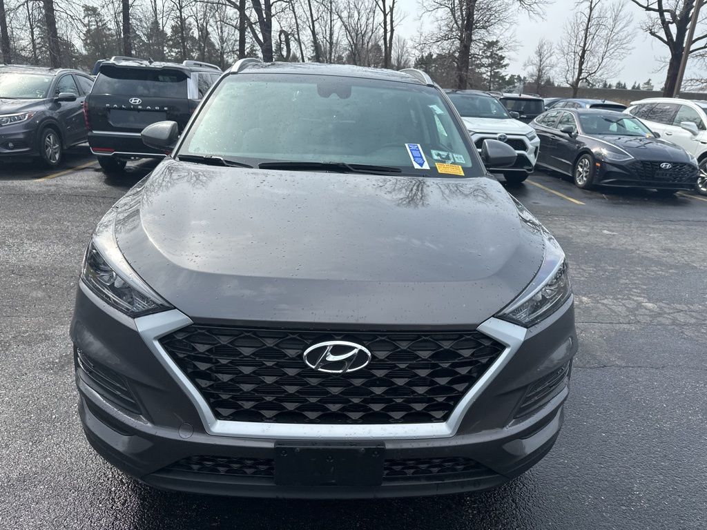 Used 2020 Gray Hyundai Value image 3