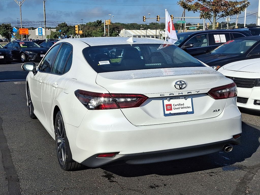 Thumbnail: 2021 Toyota Camry - 4