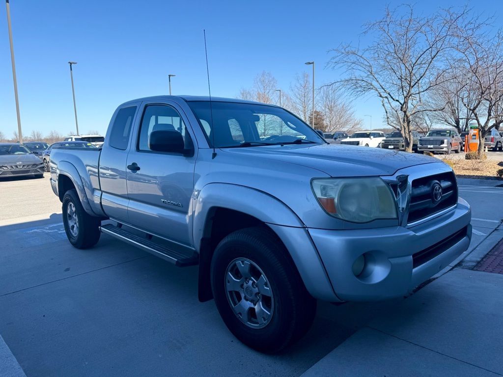 2006 Toyota Tacoma PreRunner V6 4dr Access Cab SB with automatic