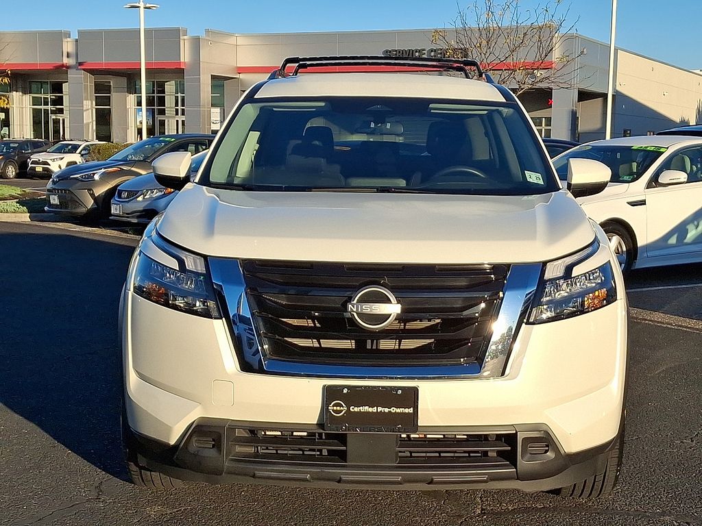 Thumbnail: 2024 Nissan Pathfinder - 2