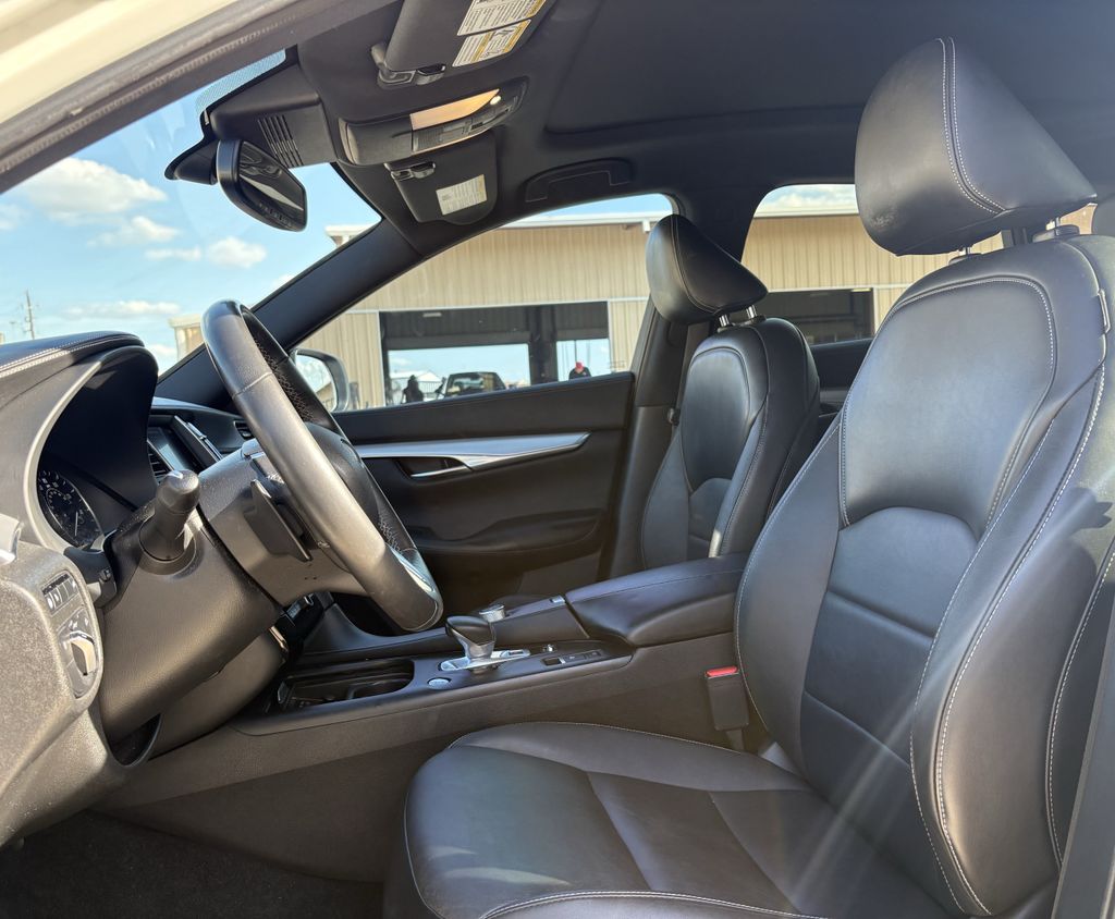 2021 INFINITI QX50 LUXE - 11