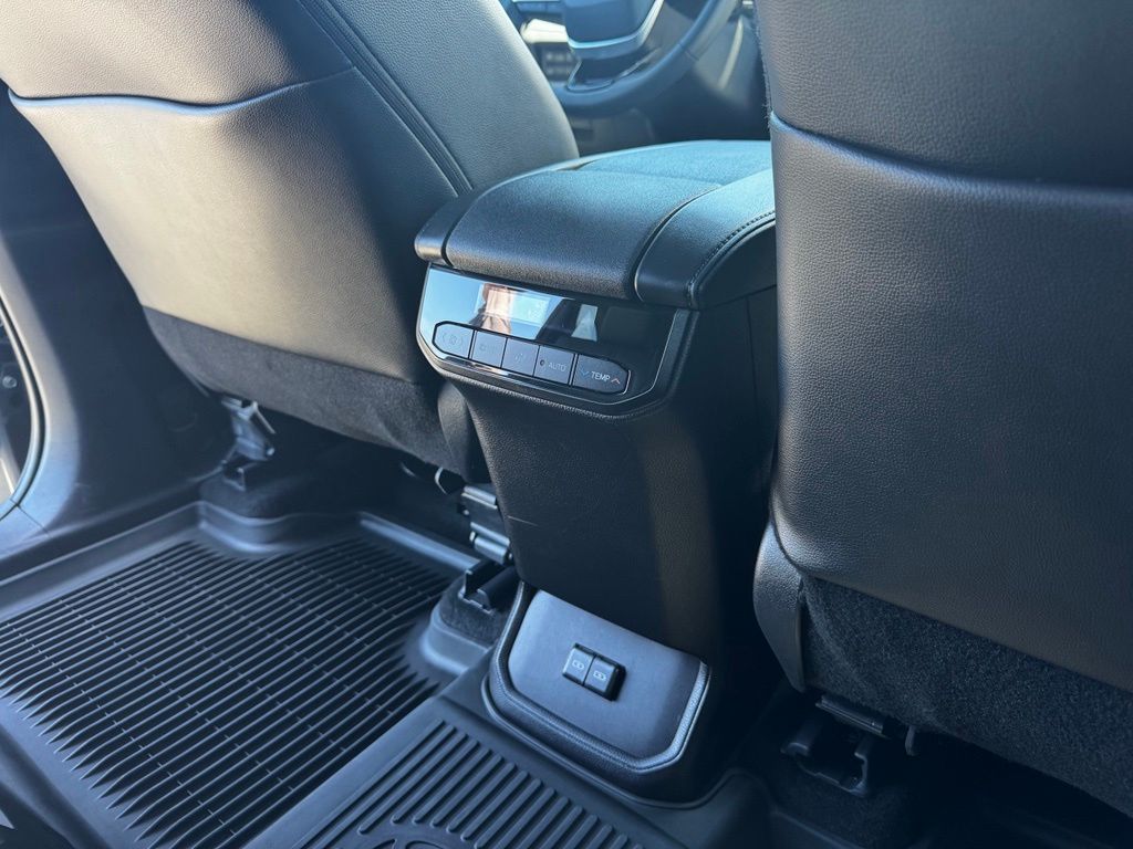 Used 2026 Toyota Highlander SUV