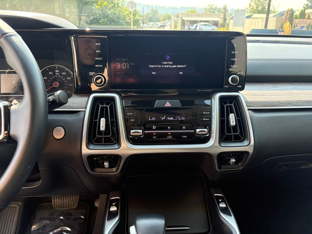2022 Kia Sorento S
