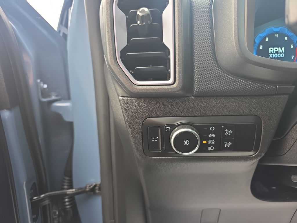 Certified Used 2025 Gray Ford Outer Banks image 20