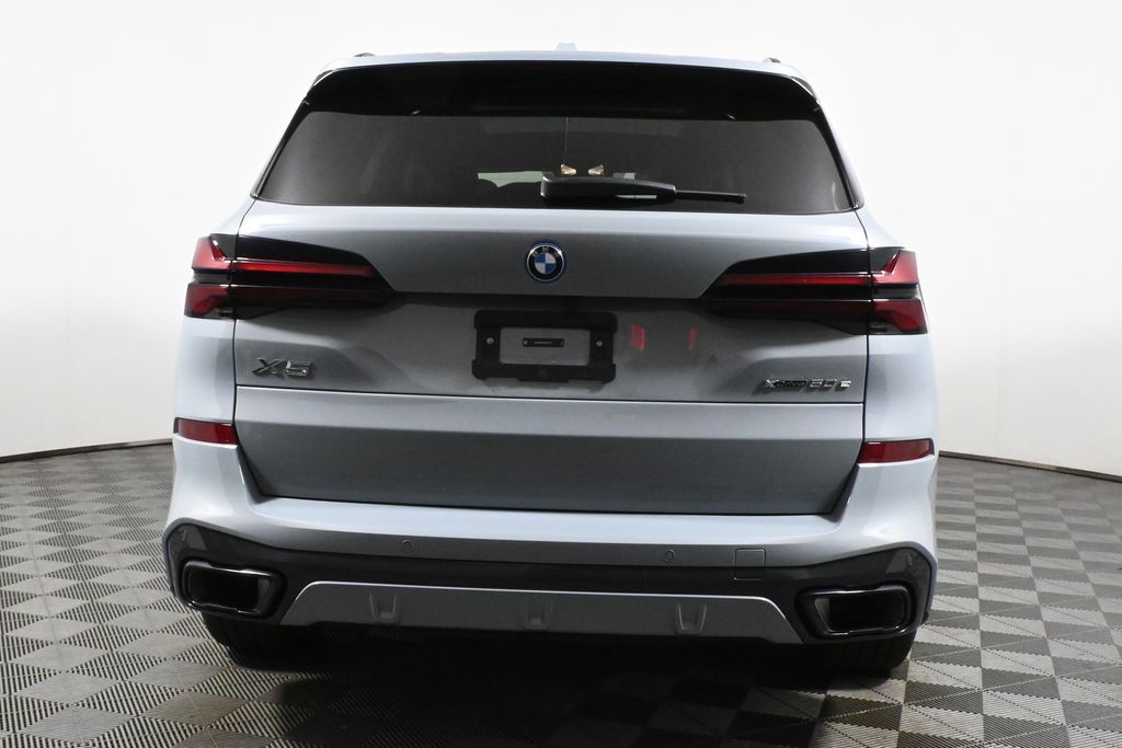 Thumbnail: 2026 BMW X5 - 6