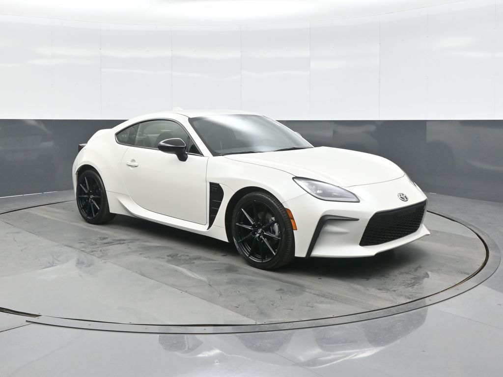 2025 Toyota GR86 Premium RWD