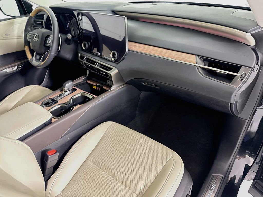 Thumbnail: 2024 Lexus RX - 17