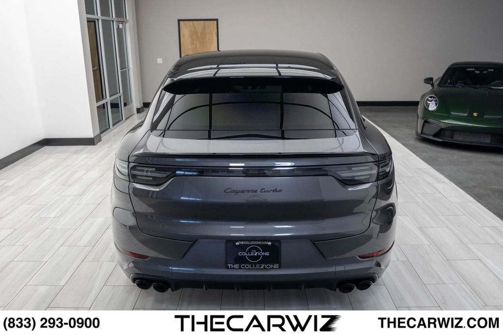 2023 Porsche Cayenne Coup Turbo - Photo 16