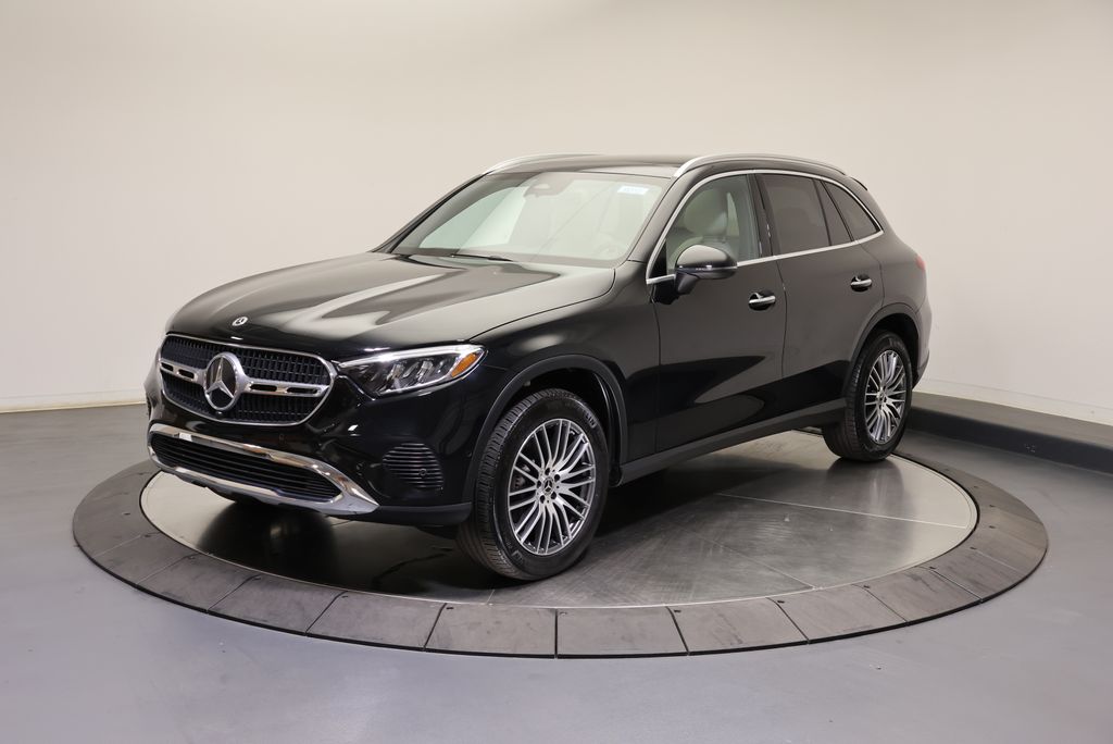 Thumbnail: 2024 Mercedes-Benz GLC - 3