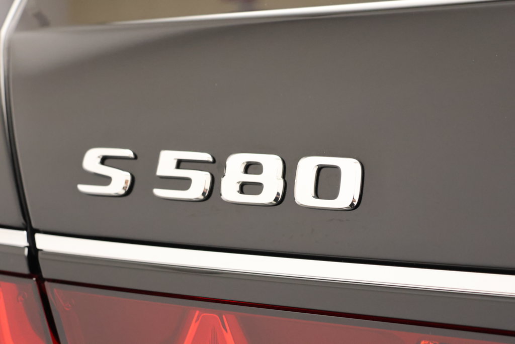 Thumbnail: 2027 Mercedes-Benz S-Class - 9