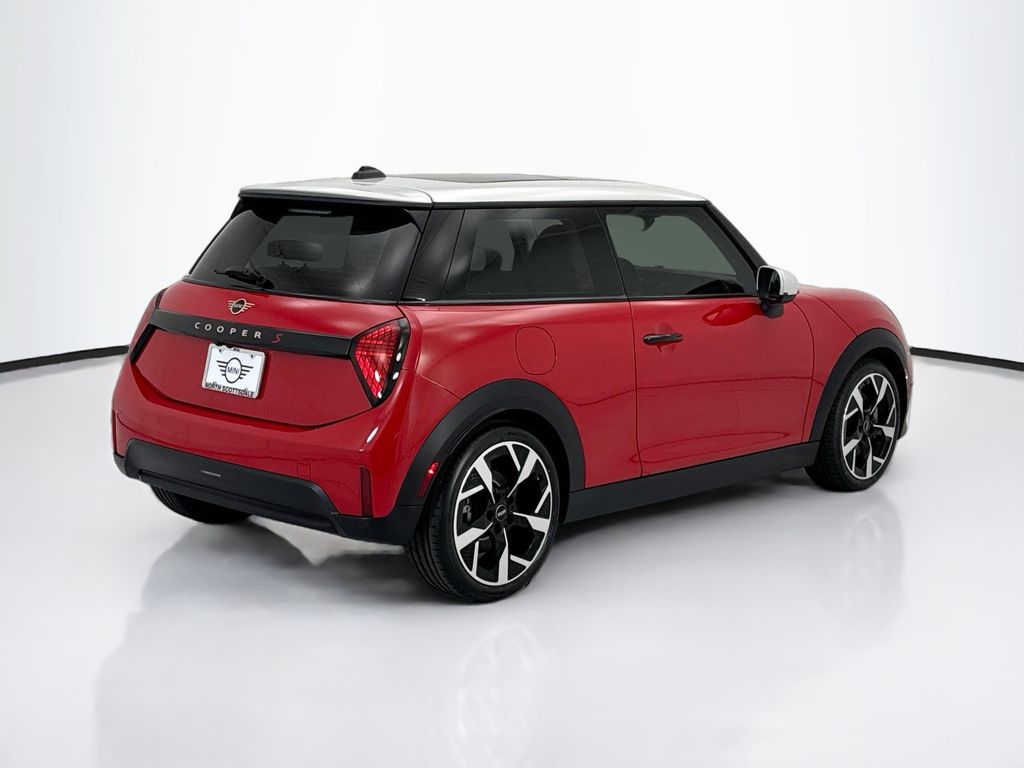 Used 2025 Red MINI  image 5