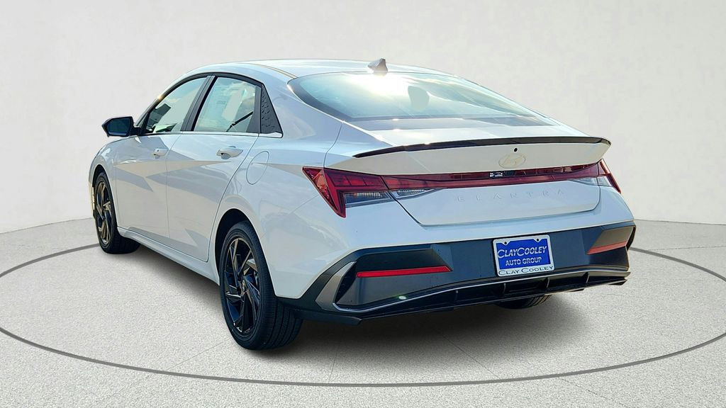 2026 Hyundai Elantra