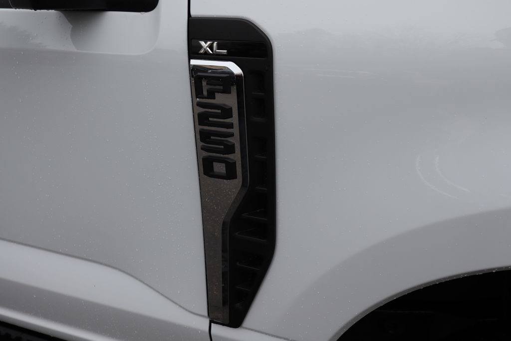 new 2026 Ford F-250SD car, priced at $53,192