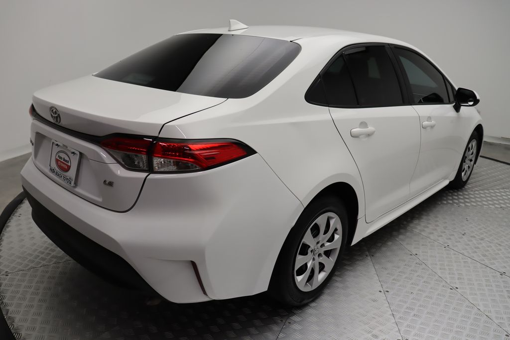 2023 Toyota Corolla LE 8