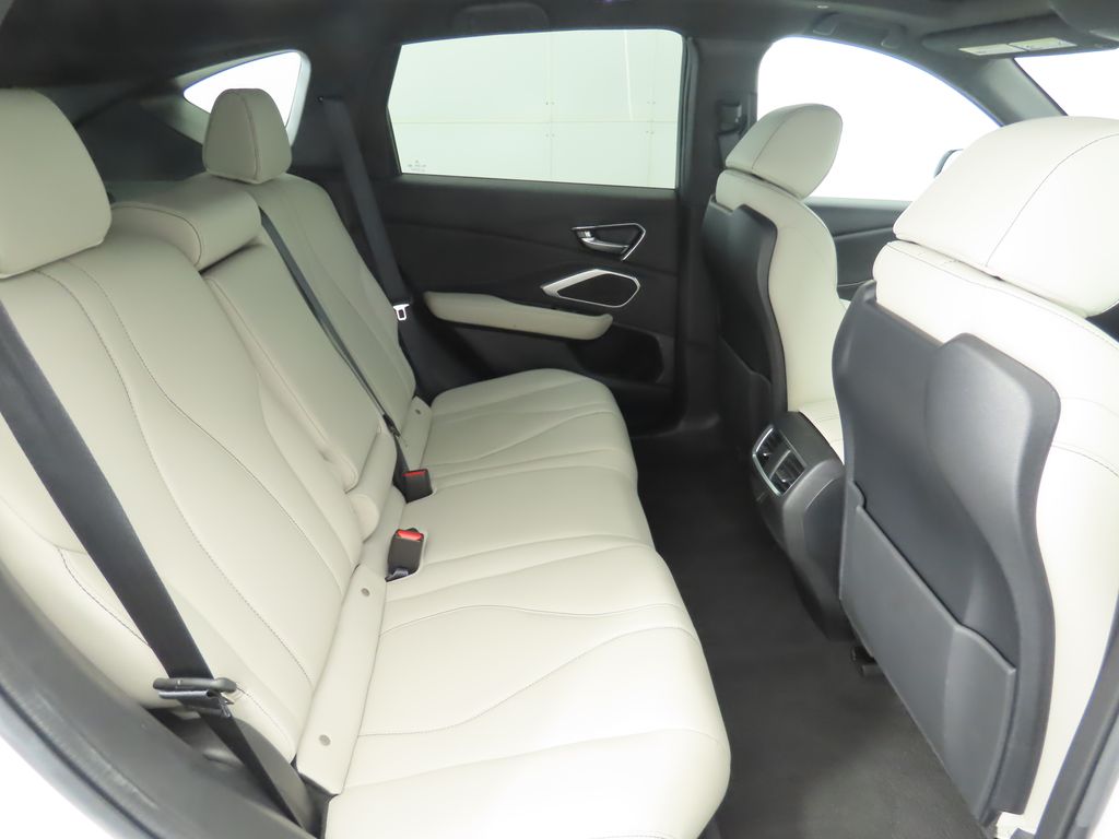 Thumbnail: 2025 Acura RDX - 22