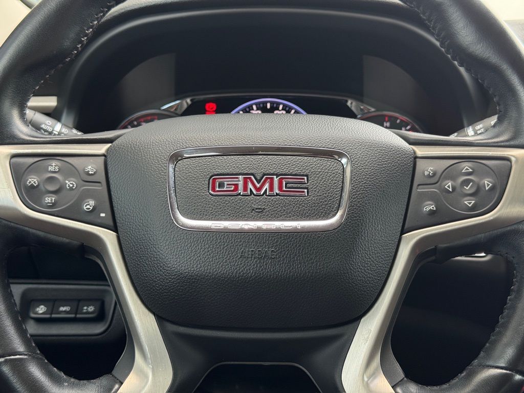2020 GMC Acadia Denali - 9