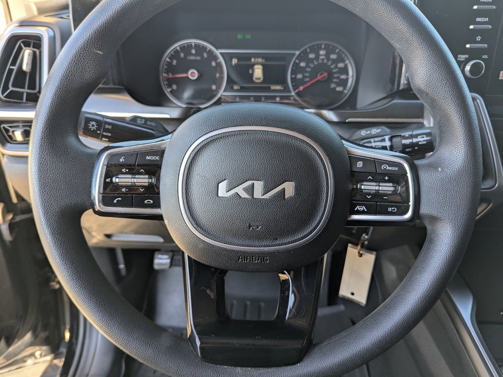 used 2023 Kia Sorento car, priced at $19,892