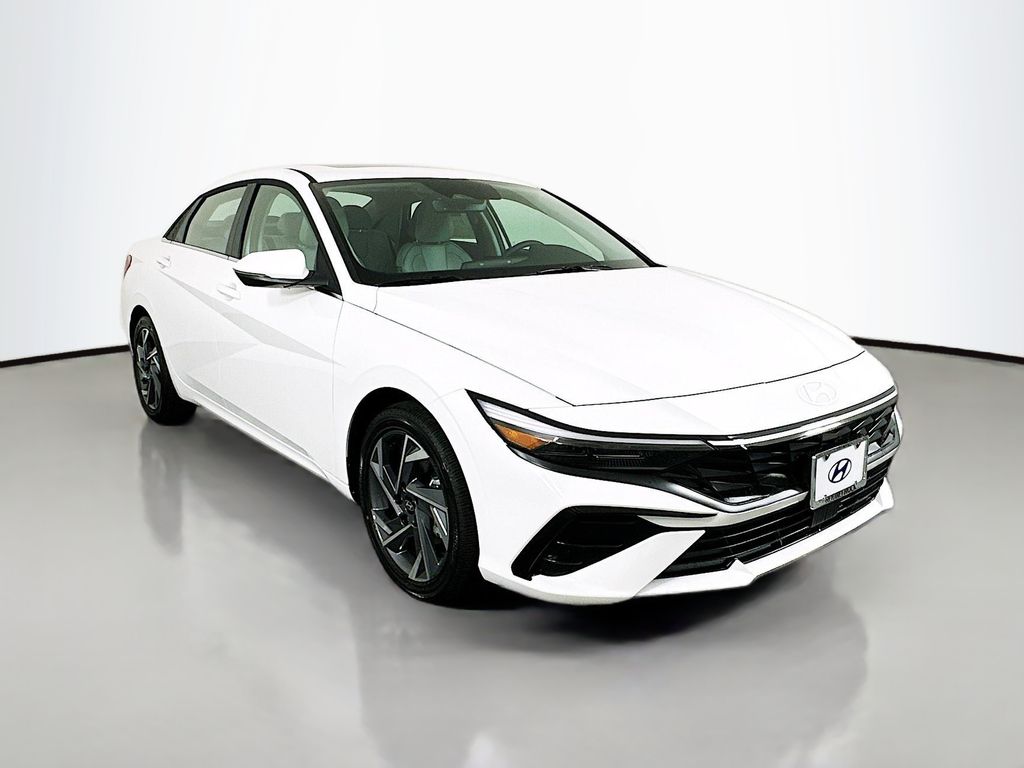Thumbnail: 2025 Hyundai Elantra - 3