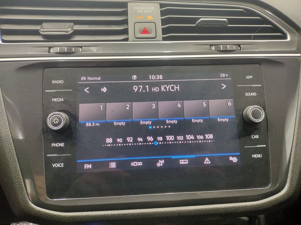 2024 Volkswagen Tiguan 2.0T SE