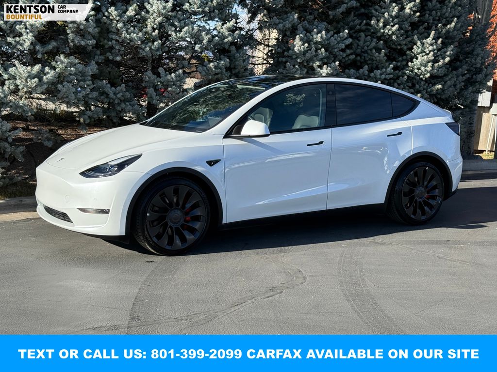 2023 Tesla Model Y Performance AWD