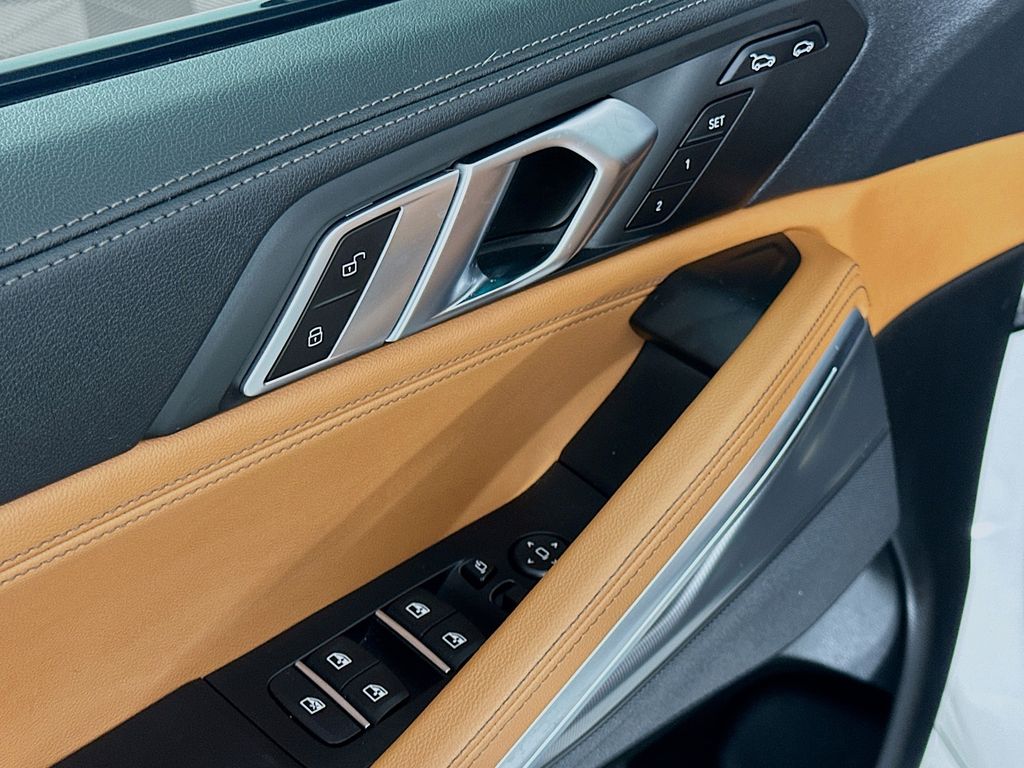 Thumbnail: 2022 BMW X6 - 18