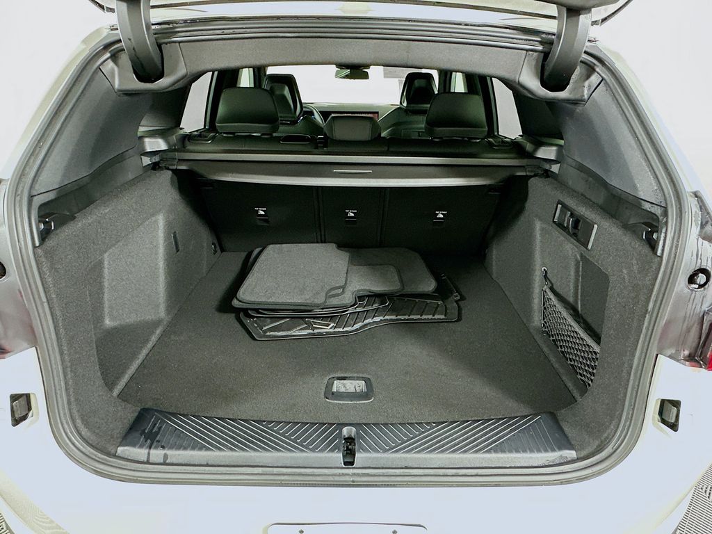 Thumbnail: 2025 BMW X3 - 25