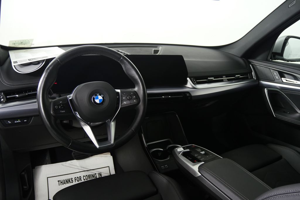 Thumbnail: 2023 BMW X1 - 20