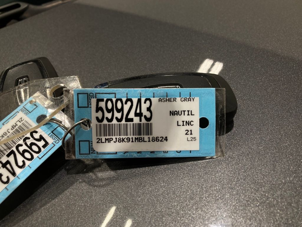 2021 Lincoln Nautilus Reserve