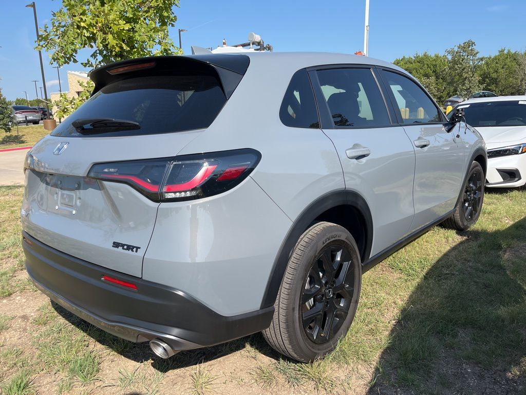 Thumbnail: 2025 Honda HR-V - 3