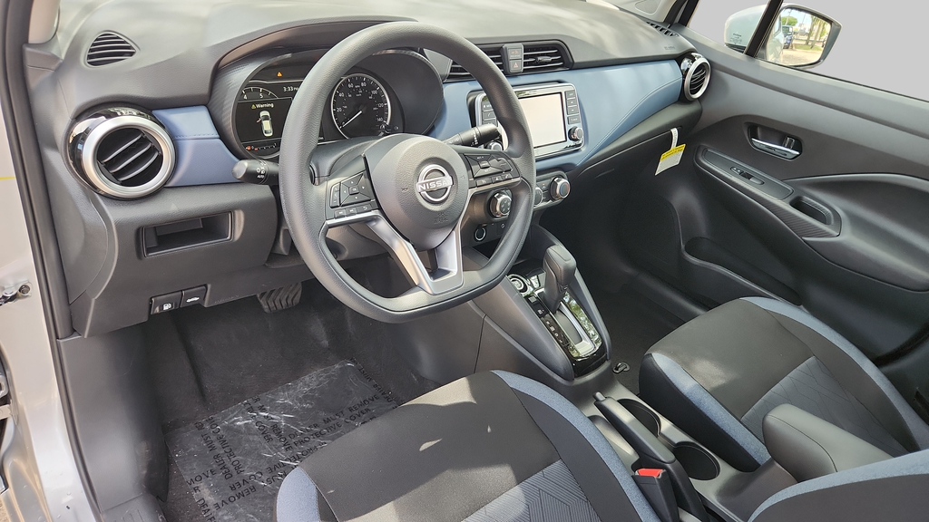 2025 Nissan Versa