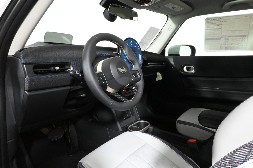 Thumbnail: 2025 MINI Cooper - 15