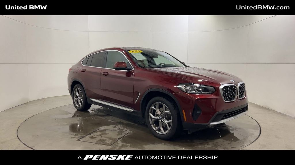 Thumbnail: 2025 BMW X4 - 2