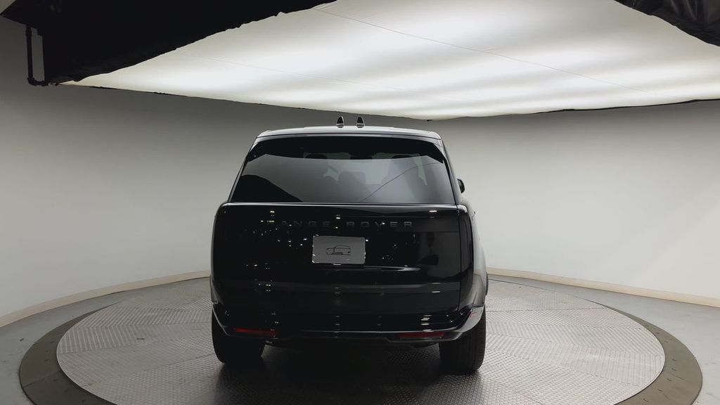 Thumbnail: 2026 Land Rover Range Rover - 3