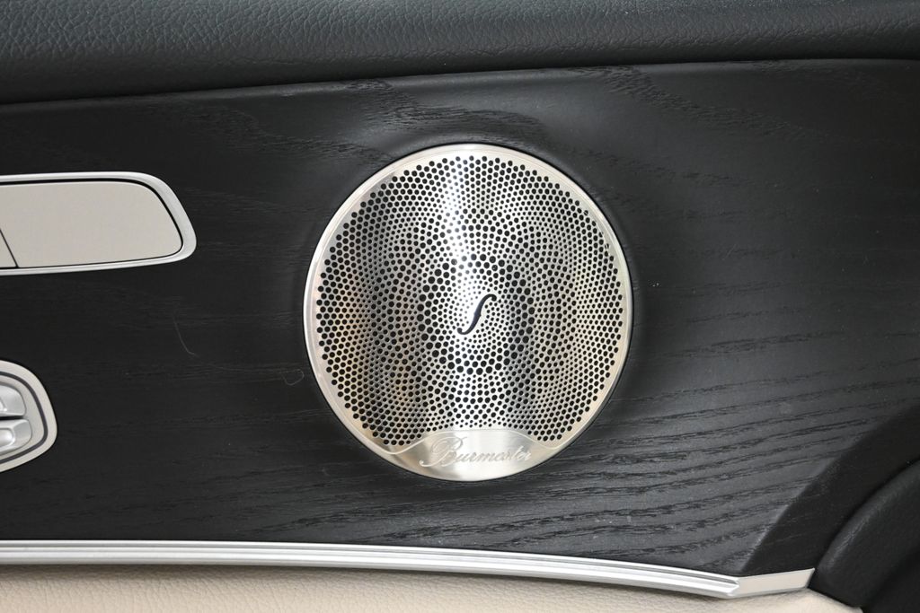 Thumbnail: 2023 Mercedes-Benz E-Class - 32