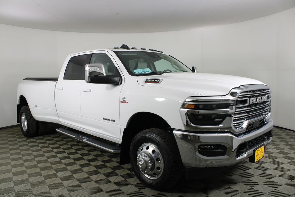 Bright White Clearcoat 2025 RAM 3500 Laramie Crew Cab LB DRW 4WD Pickup Truck Four-Wheel Drive 8-Speed Automatic