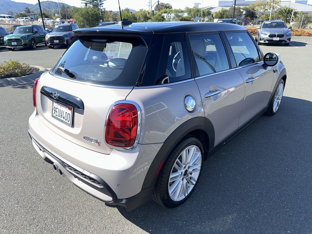 Thumbnail: 2023 MINI Cooper - 5