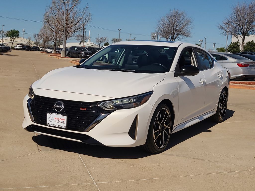 2025 Nissan Sentra SR FWD