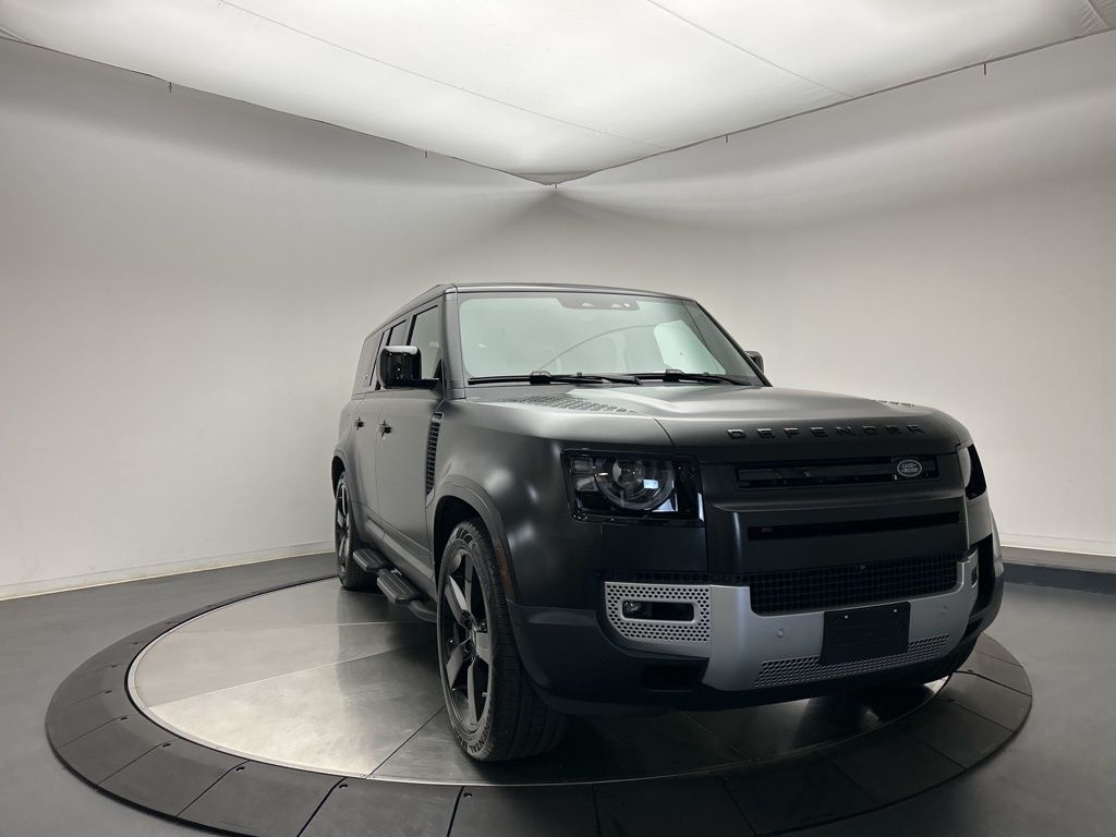 Thumbnail: 2024 Land Rover Defender - 7