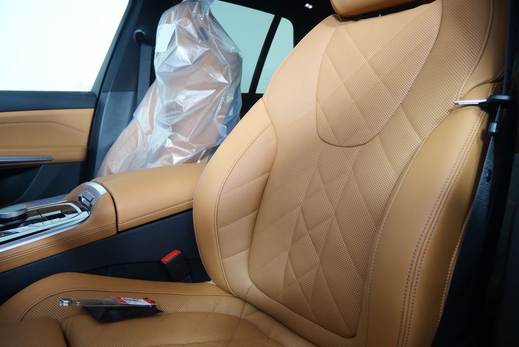 Thumbnail: 2026 BMW X5 - 11