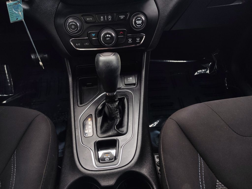 Used Car 2019 Jeep Cherokee  Latitude For Sale Under $15,000 In Austin, Texas