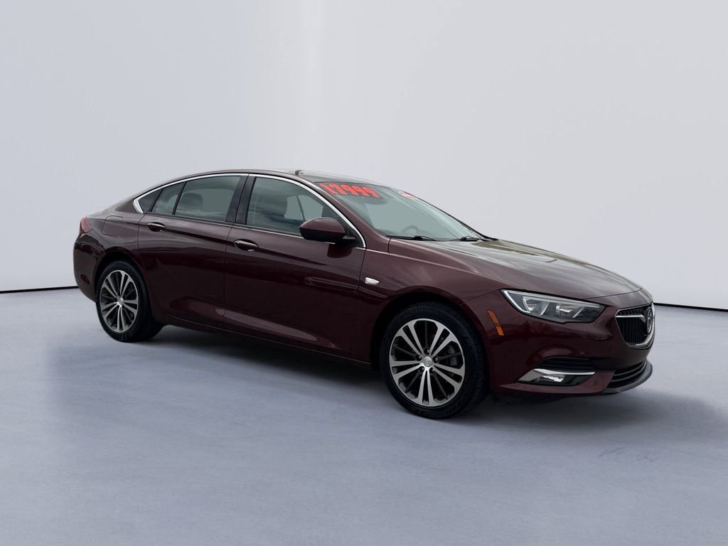 Rioja Red Metallic 2018 Buick Regal Sportback Preferred II FWD Sedan Front-Wheel Drive 9-Speed Automatic