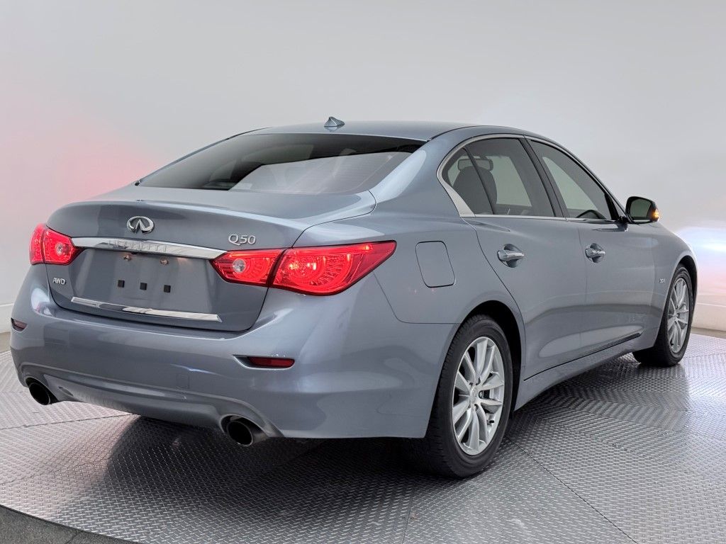 Thumbnail: 2016 INFINITI Q50 - 11