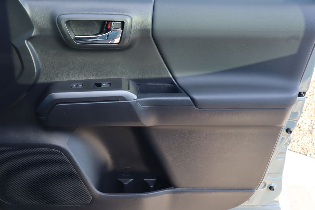 Thumbnail: 2023 Toyota Tacoma - 24